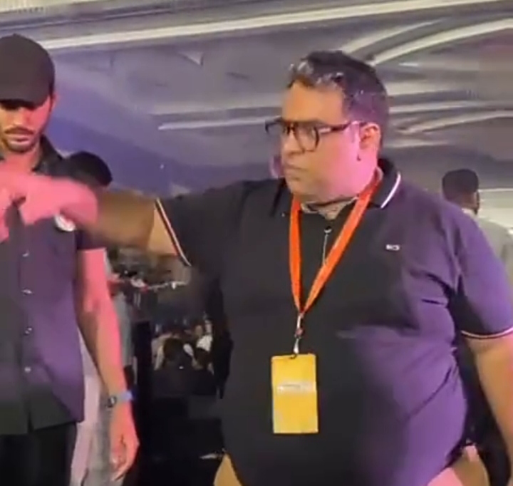 नागपूर फ्रेंडशिप डे पार्टीत आयोजकाची पोलिसांना धमकी – “मै बावनकुळेंसे सीधा बात करता हुँ ” सोशल मीडिया त विडियो वायरल