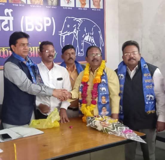 वंचित चे माजी शहराध्यक्ष रवीभाऊ शेंडे यांचा बसपात प्रवेश