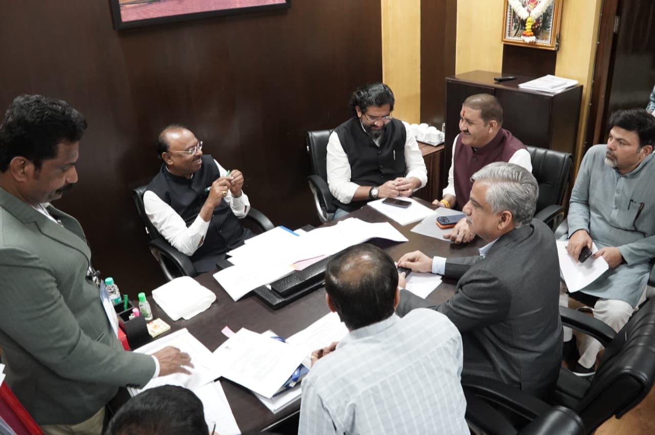 नागपुरात साकारणार 222 कोटींचे 'नागभवन' तर अमरावती जिल्ह्यात प्रशासकीय इमारतींचे जाळे !