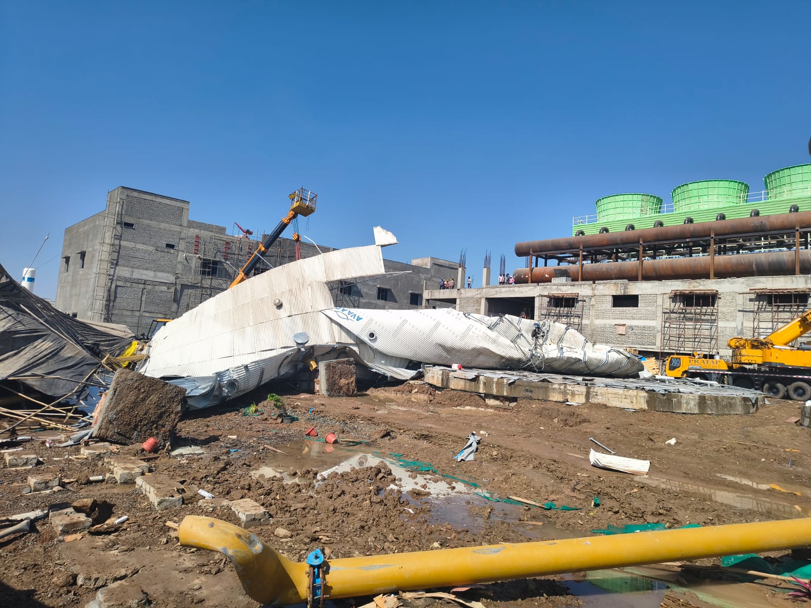 बुटीबोरी MIDC मध्ये दुर्घटना ; अवादा कंपनीची निर्माणाधीन पाण्याची टाकी कोसळुन 3 कामगार म्रृत, अनेक जख्मी