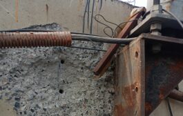 NH 47- महादुला उड्डाणपुलावरील स्ट्रीटलाईट कधीही कोसळुन मोठी जीवितहानी होण्याची शक्यता!