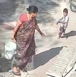 कोराडी - होळीला गरम पाण्यामुळे जळालेला ओम वांगे नामक चिमुकला सध्या सुखरुप,तब्येतीत होत आहे सुधारणा! अफवा उडवणाऱ्यांविरोधात होणार कायदेशीर कारवाई